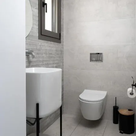 Aetheria Luxury Vilă *