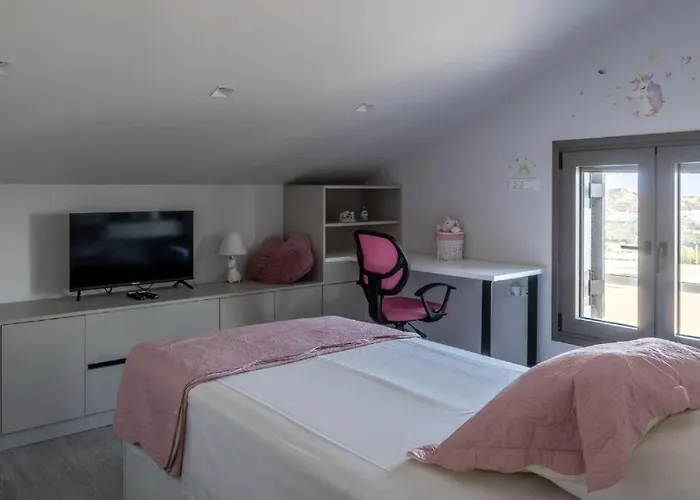 Aetheria Luxury * Kalithies